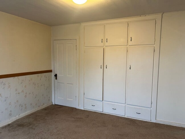 Building Photo - Charming 1 Bedroom, 3/4 Bath Near Downtown Lynden