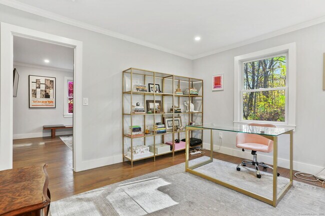 Building Photo - 58 Big Trail