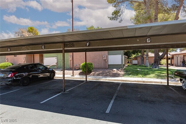 Building Photo - 465 N Lamb Blvd