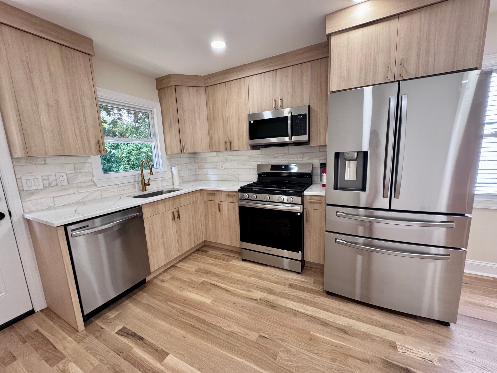 Gorgeous Appliances - 47 Sherwood Ave