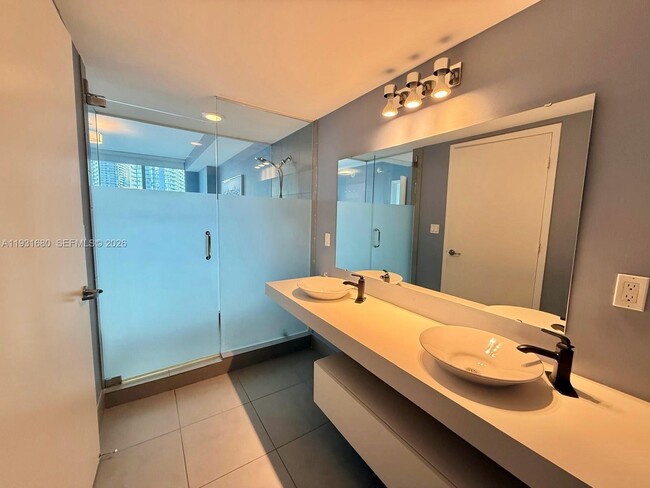 Building Photo - 92 SW 3rd St