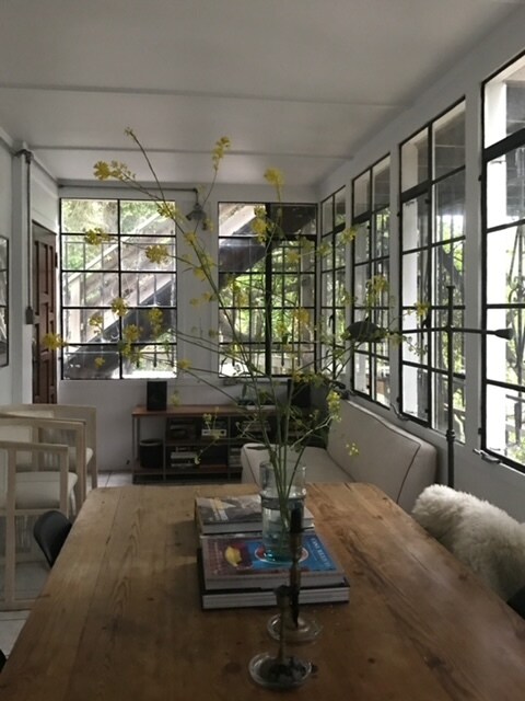 Sun Room - 1721 Lucretia Ave