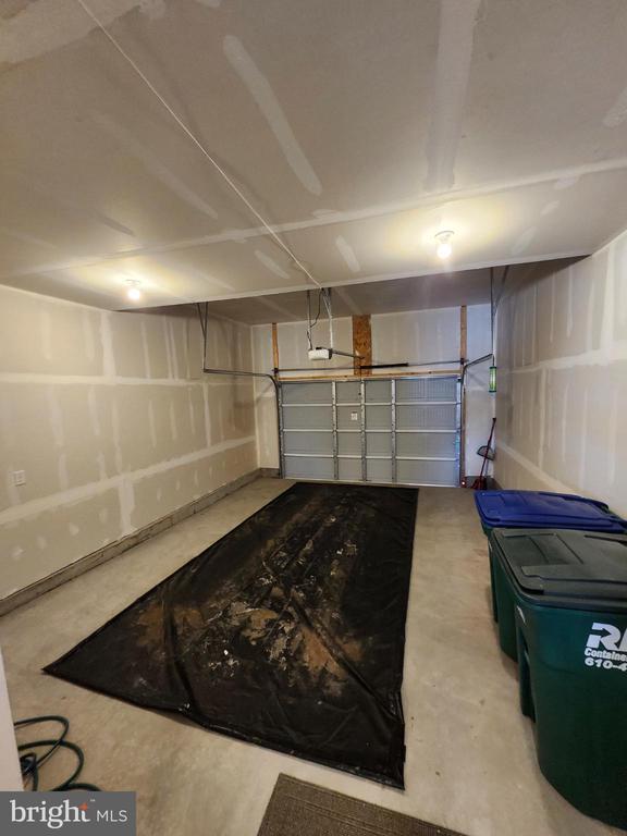 Building Photo - 4901 Brookside Ct