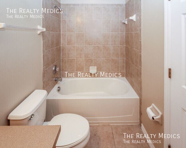 Building Photo - 5154 Fiorella Ln