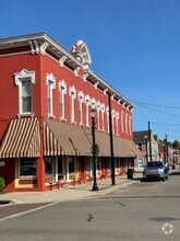 Building Photo - 132 N Canal St