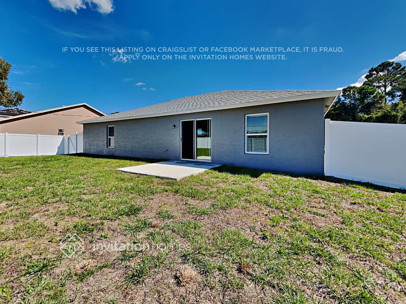 Building Photo - 4142 SW Endicott St