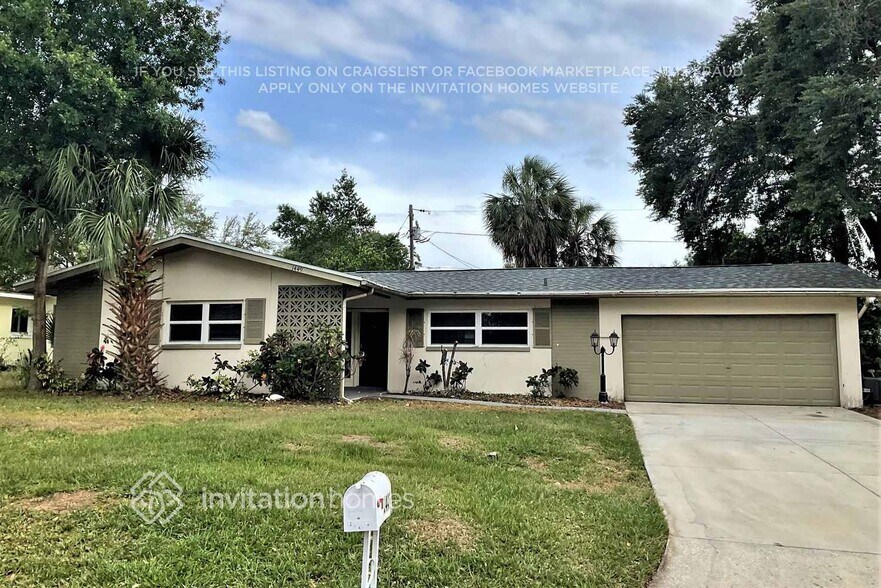 Primary Photo - 1449 Spring Ln