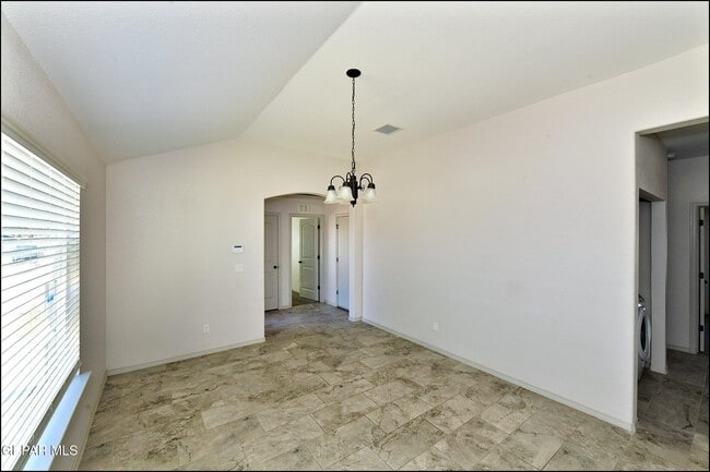 Building Photo - 14945 Tierra Escape Ave