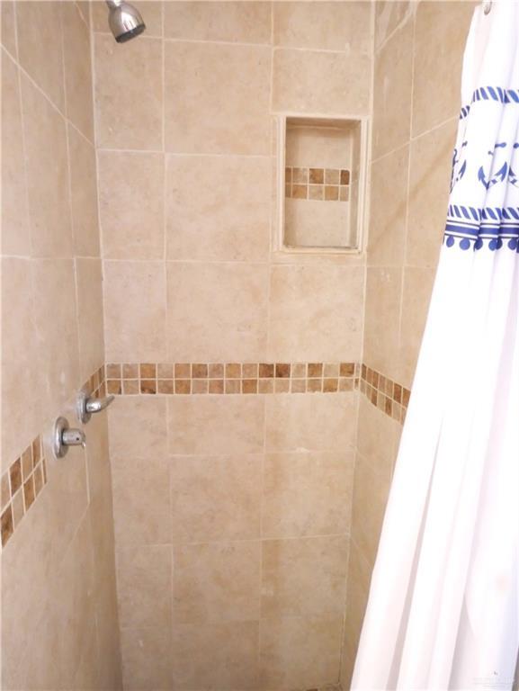 Building Photo - 36 Oliva St