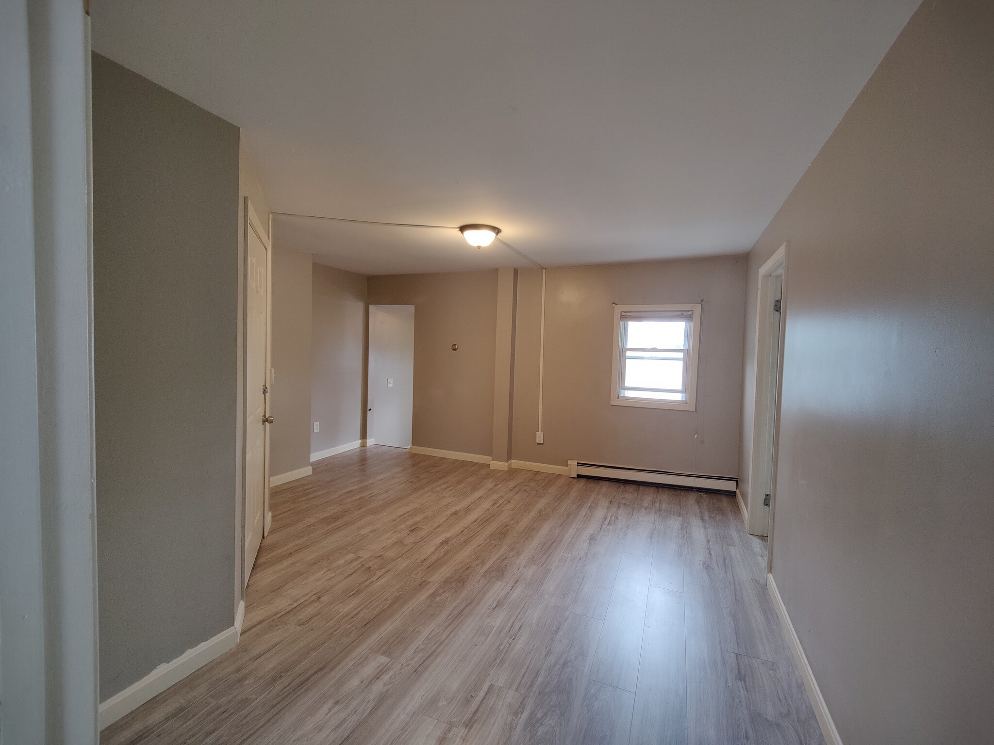 Building Photo - 165 Merrimack St