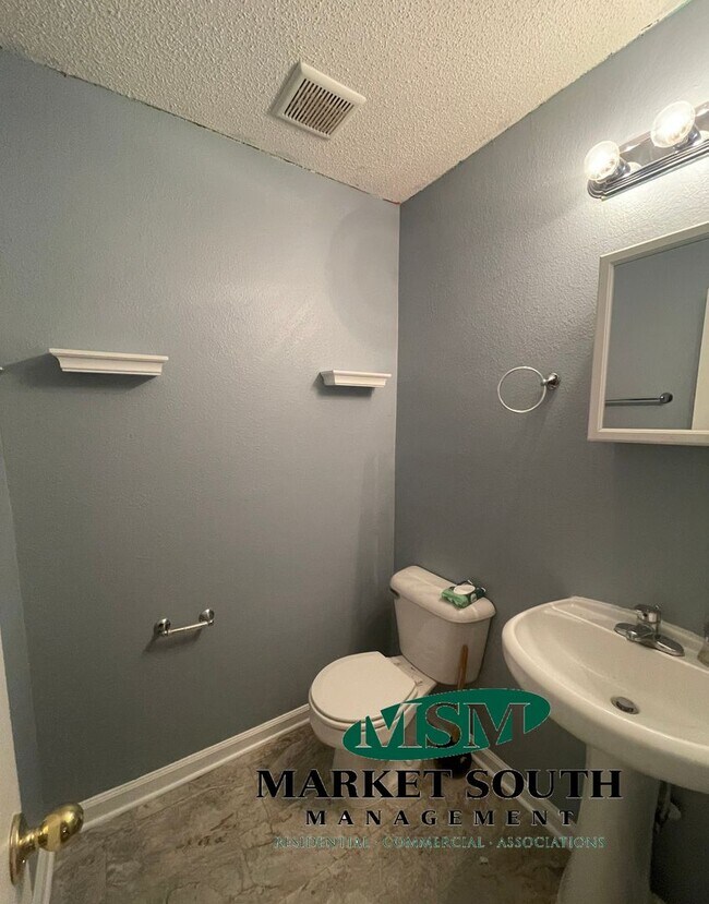 Building Photo - **APPLICATION PENDING! WEST CHATHAM - LAKE...