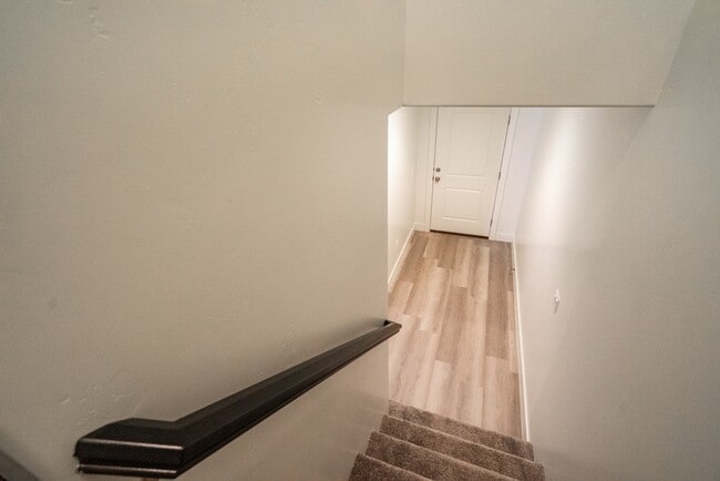 Building Photo - Modern 4-Bed Stand-Alone Home with Fenced Patio