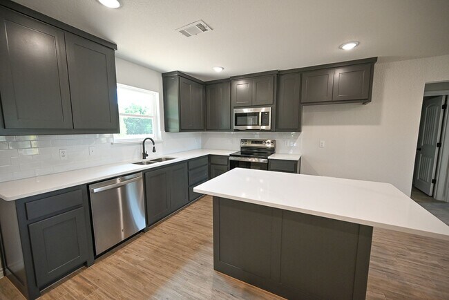 Building Photo - New Home Built 2025 Spring Town TX 3 Bedro...