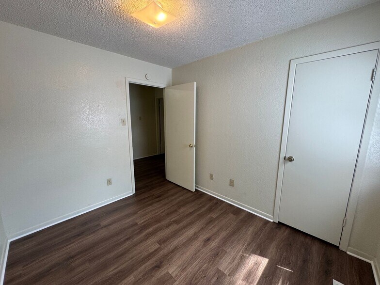 Building Photo - 3407 Victoria Cir