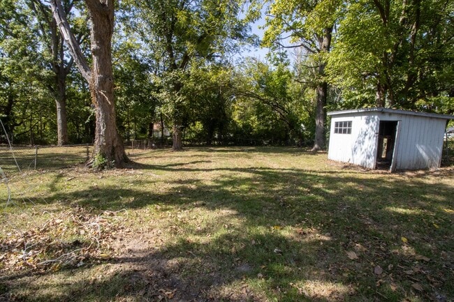 Building Photo - Charming 2 Bedroom Home in North Columbia