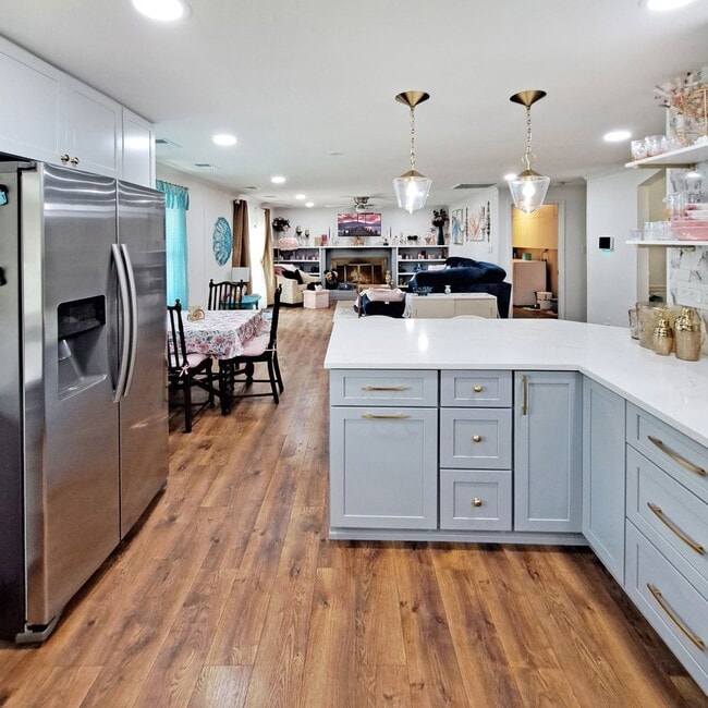 Building Photo - 3506 Lisa Ln