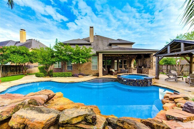 Building Photo - 27818 Pinpoint Crossing Dr