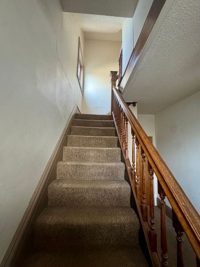 Building Photo - 409 North Ave