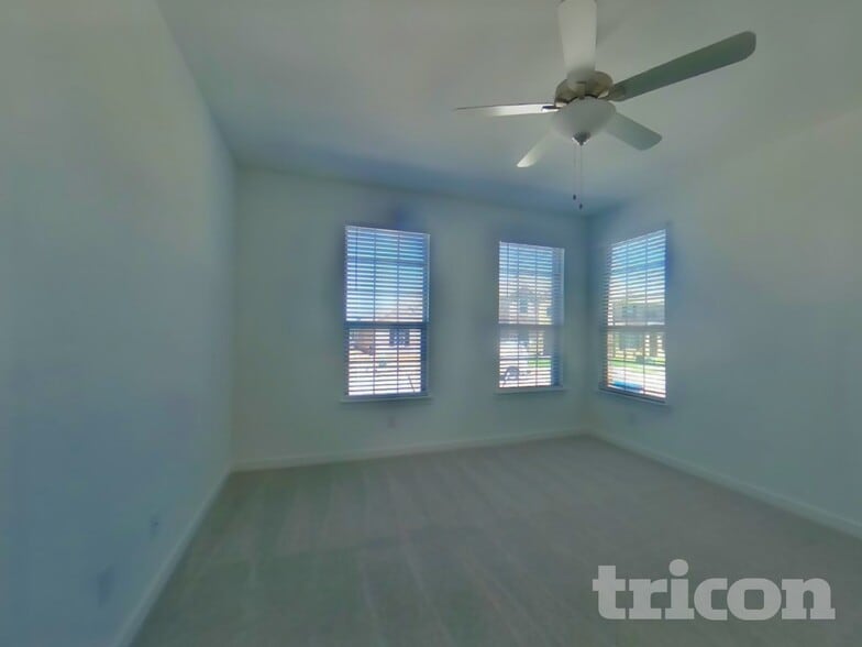 Building Photo - 2717 Brushy Lk Dr