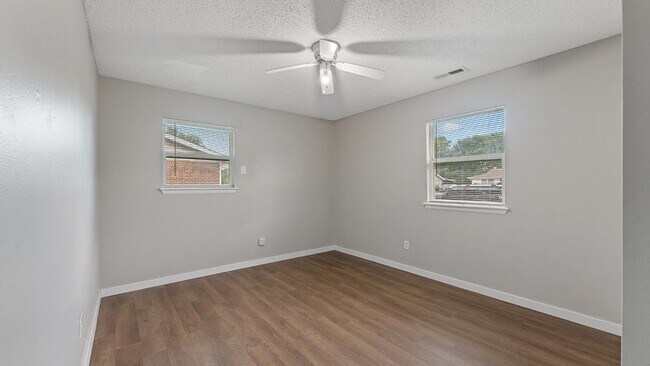 Building Photo - "Cozy 3-Bedroom Home on Joye Street with M...