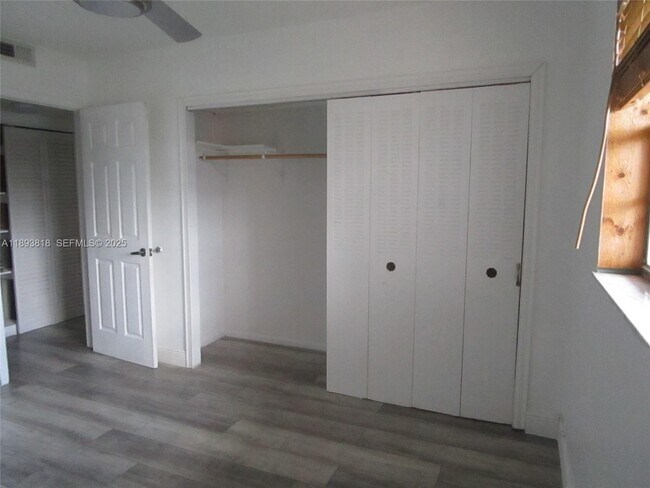 Building Photo - 8101 SW 24th Ct