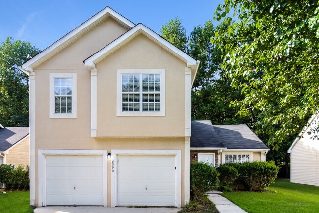 Building Photo - 6090 Crooked Creek Dr.