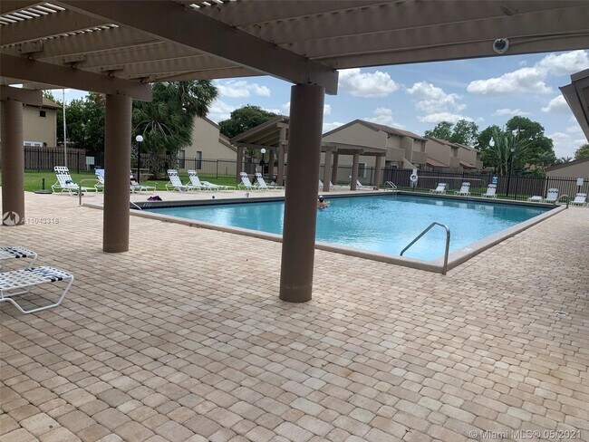 Building Photo - 8055 SW 21st Ct