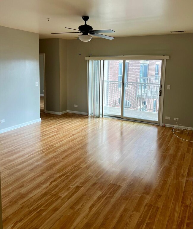 Building Photo - 9440 S 51st Ave