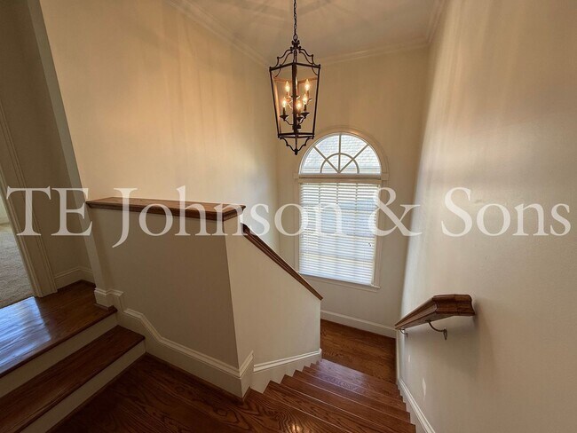 Building Photo - 5540 Brookberry Farm Rd