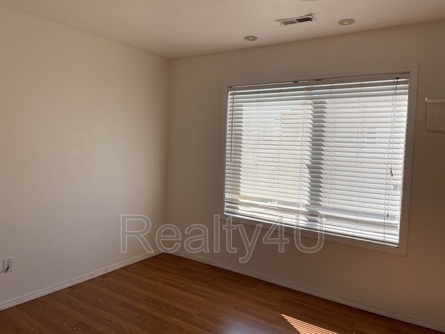 Building Photo - 2867 Willow Patch Rd