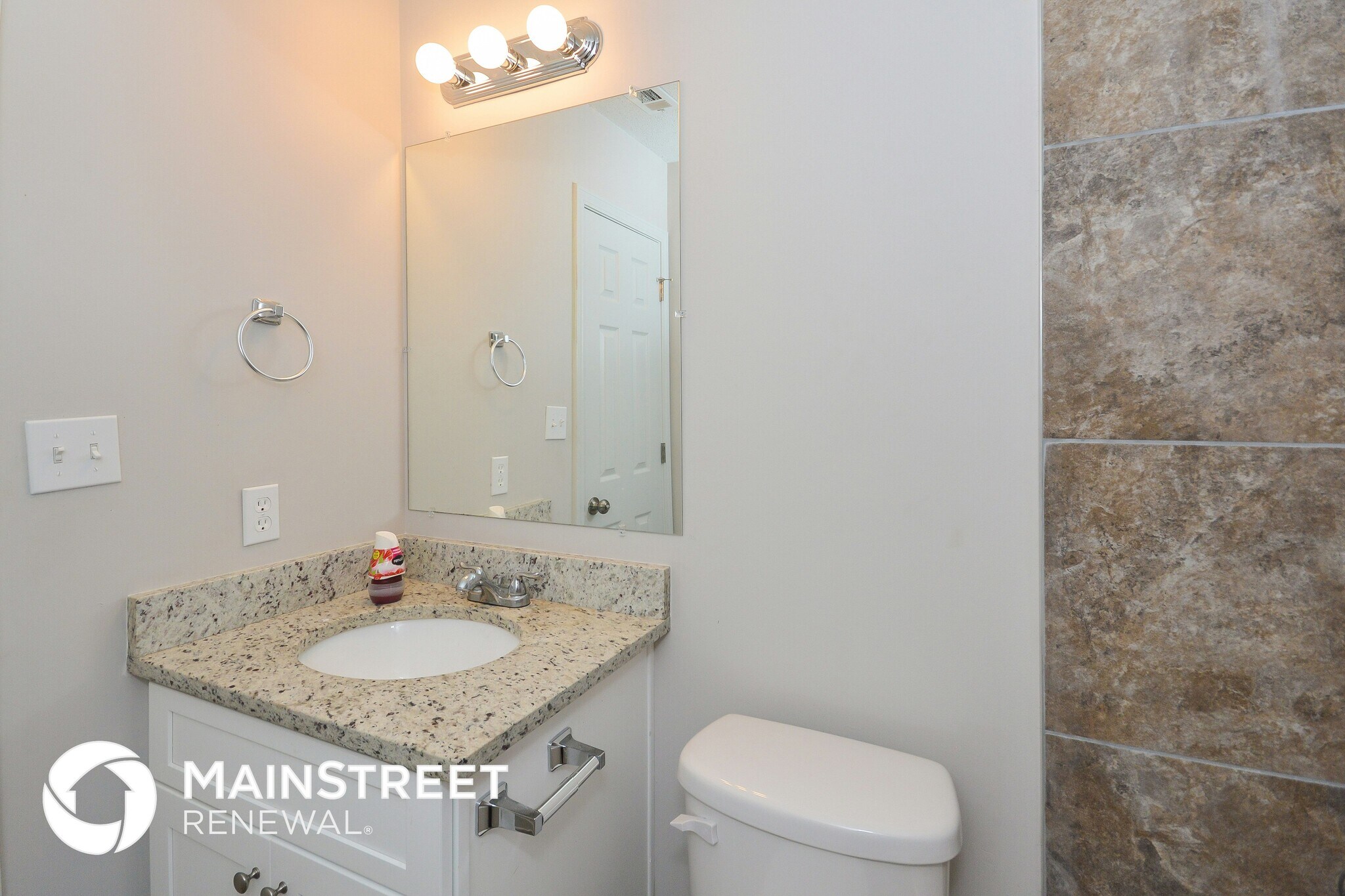 Building Photo - 103 Club Cir