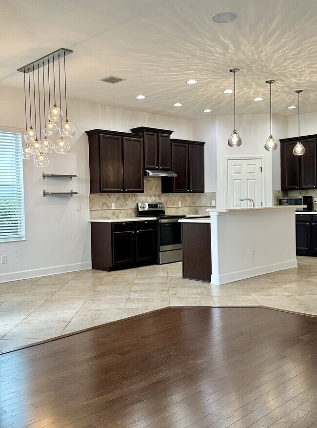 Building Photo - 6157 Castleton Hollow Rd