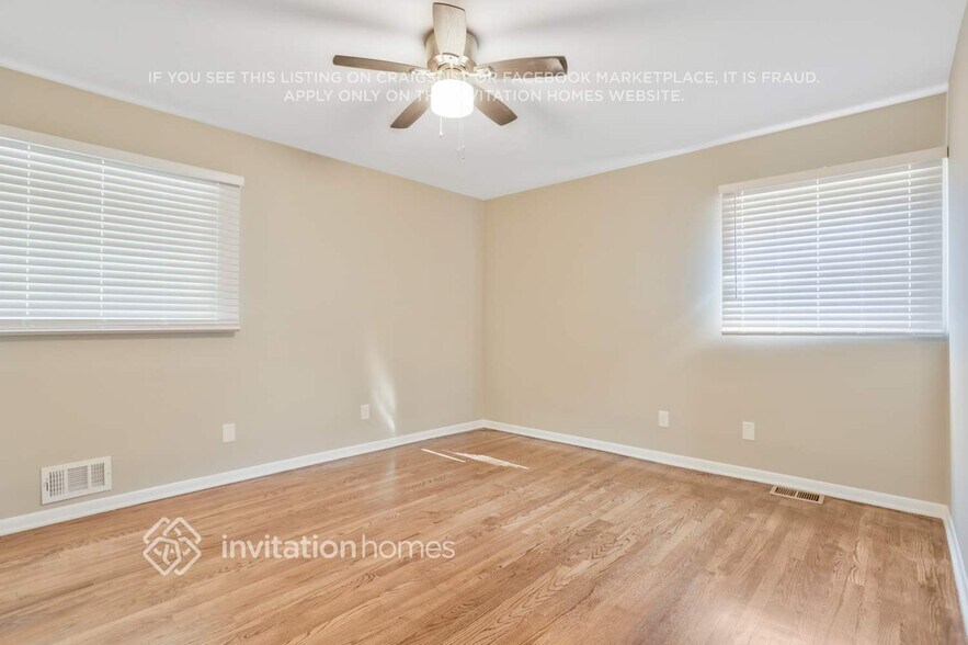 Building Photo - 2132 Rosewood Rd