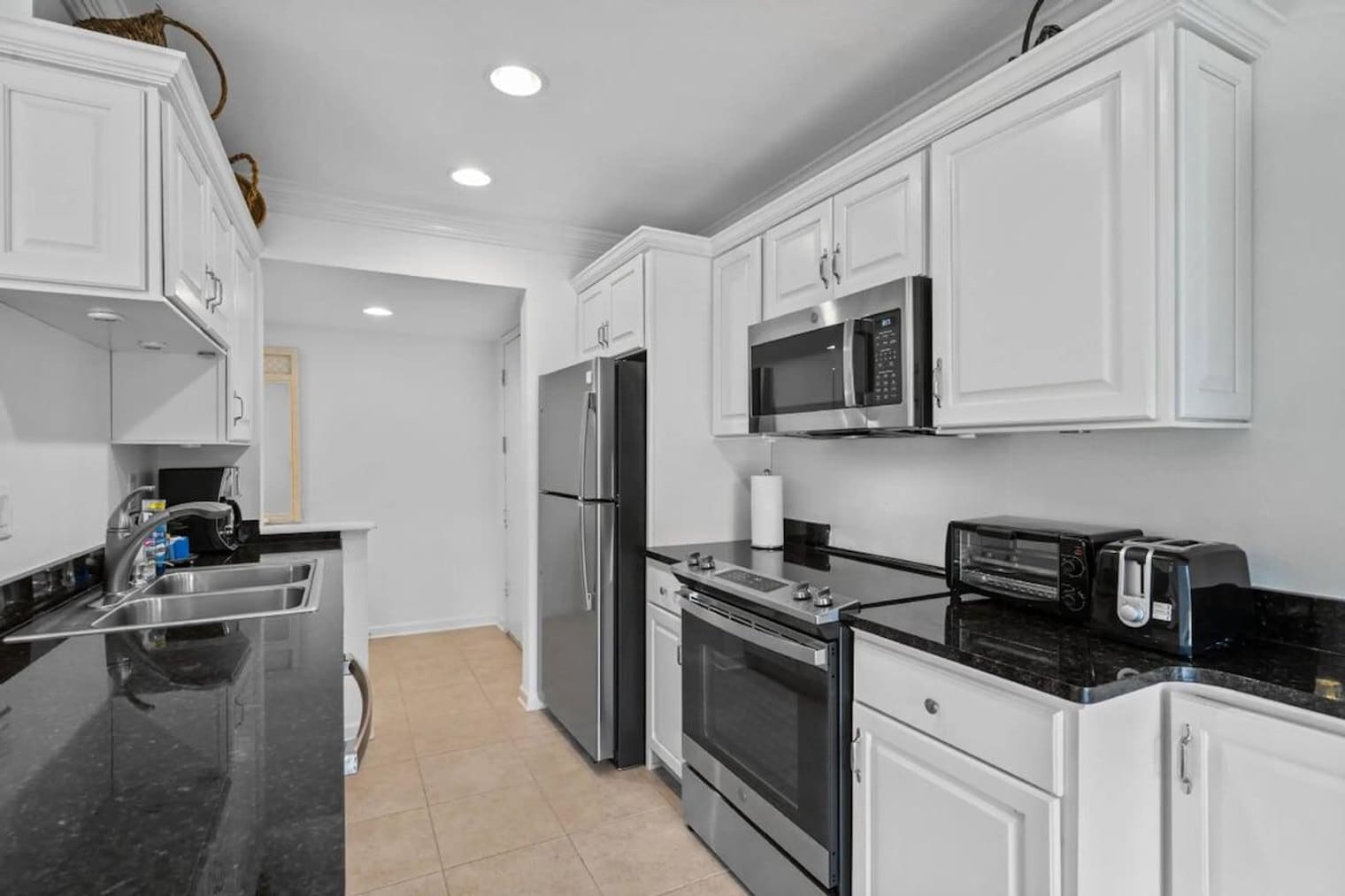 Building Photo - 125 Sunset Bay