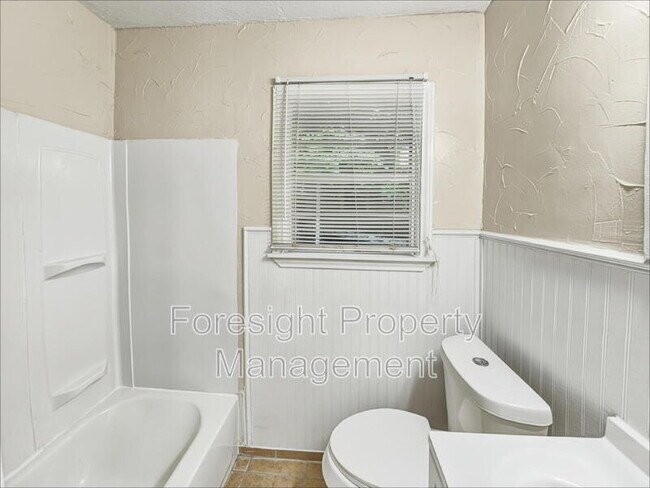 Building Photo - 5013 Kessler Rd