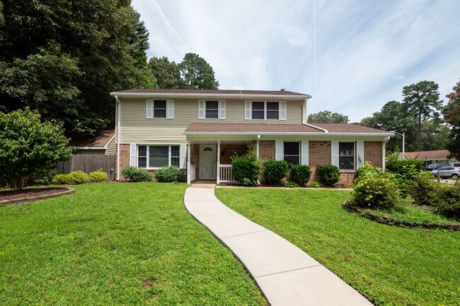 Building Photo - 1768 Olympic Dr