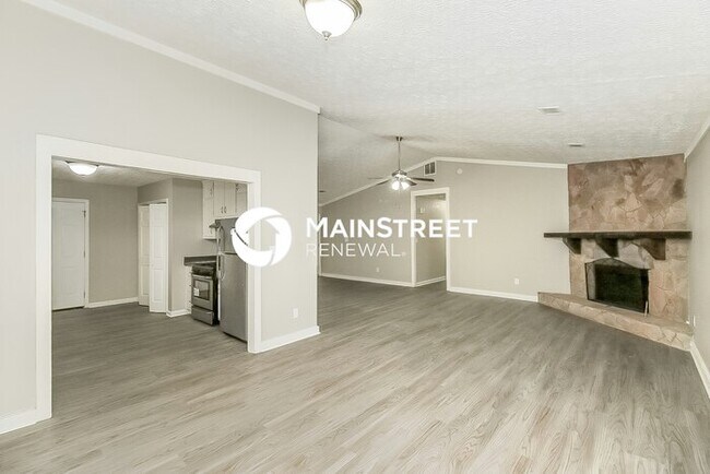 Building Photo - 3 Bedroom Pet-Friendly Home in Jonesboro, GA with Main Street Renewal