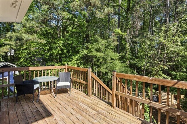 Building Photo - 4595 Stewart Reilly Dr