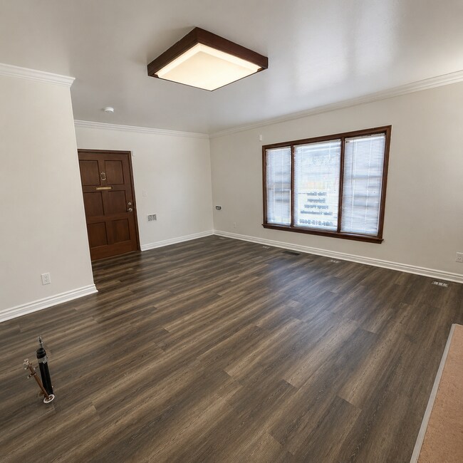 Building Photo - FOR RENT | Spacious 3 Bedroom + Bonus Room Home | Only $2,000/Month!
