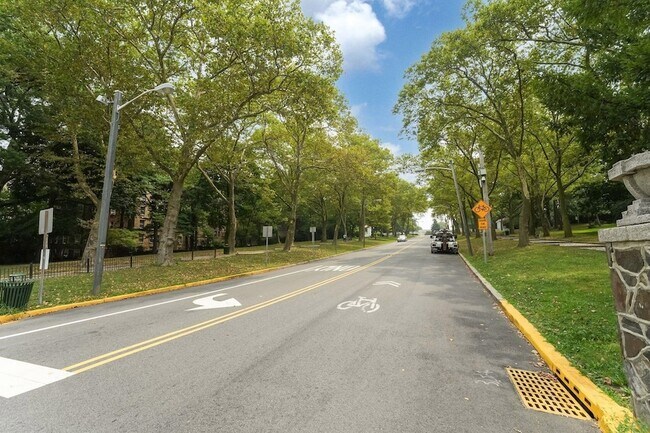 Building Photo - 277 Harrison Ave