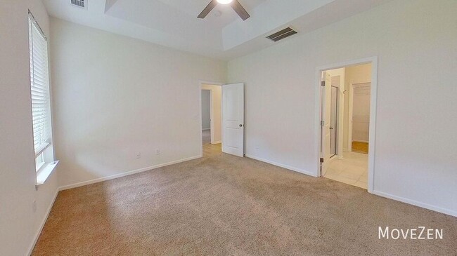 Building Photo - 32 Shamrock Ln