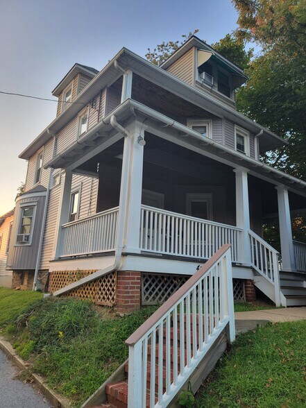 Building Photo - 432 S Chester Pike