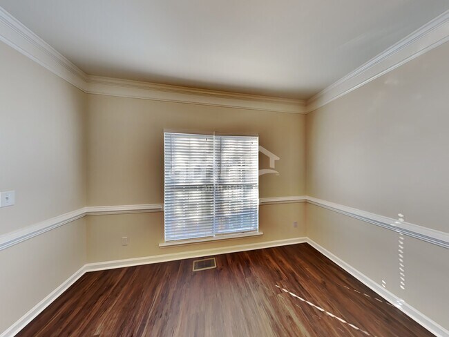 Building Photo - 105 Riverfront Pky