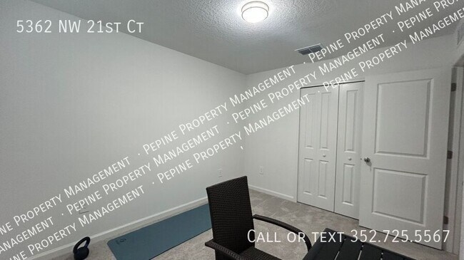 Building Photo - 5362 NW 21st Ct