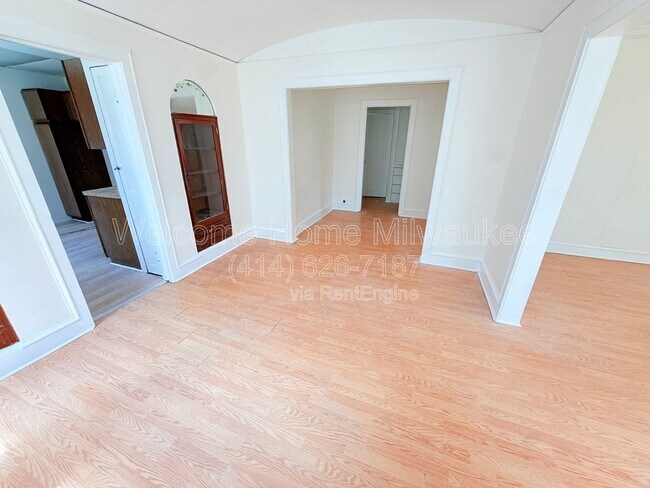 Building Photo - 2919 N 50th St