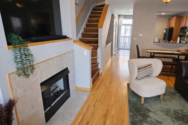 Building Photo - 2331 N Lister Ave