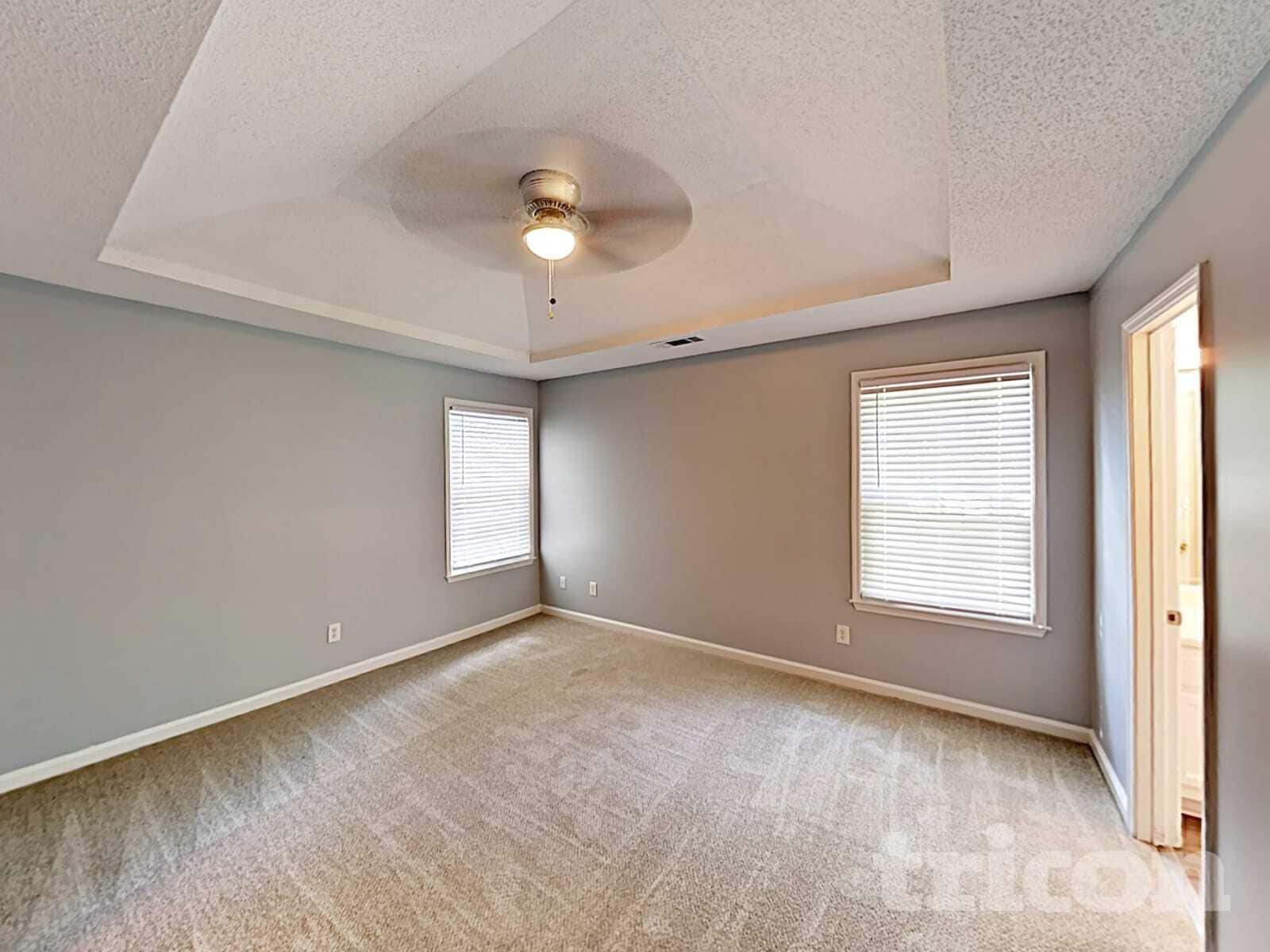 Building Photo - 105 Peach Pointe Dr