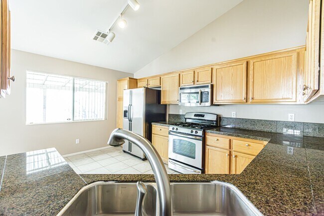Building Photo - 238 Ventana Village Ln