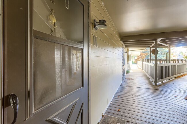 Building Photo - Idyllic West Boulder 2BDR Furnished Home