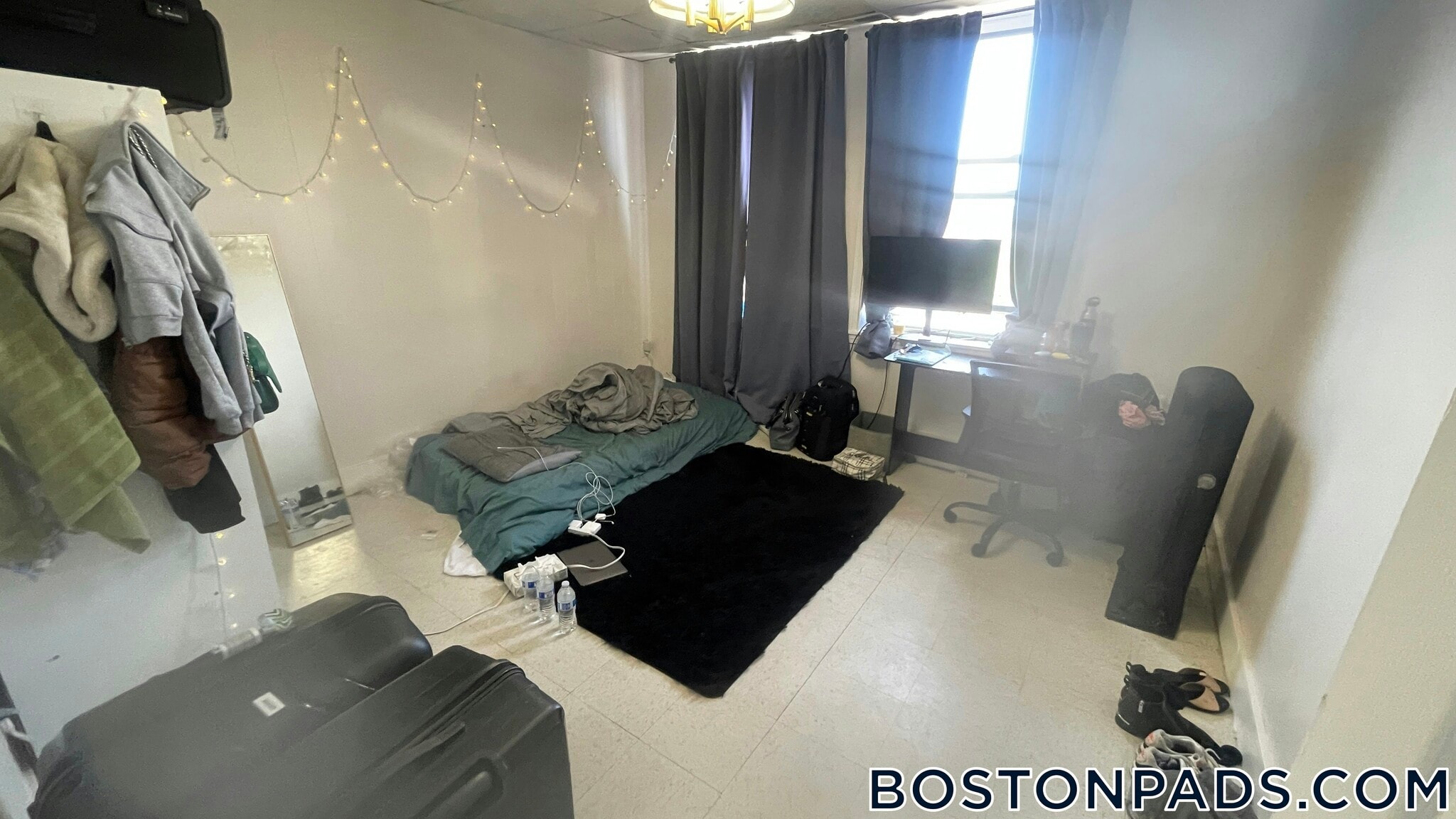 Building Photo - 7 Linden St